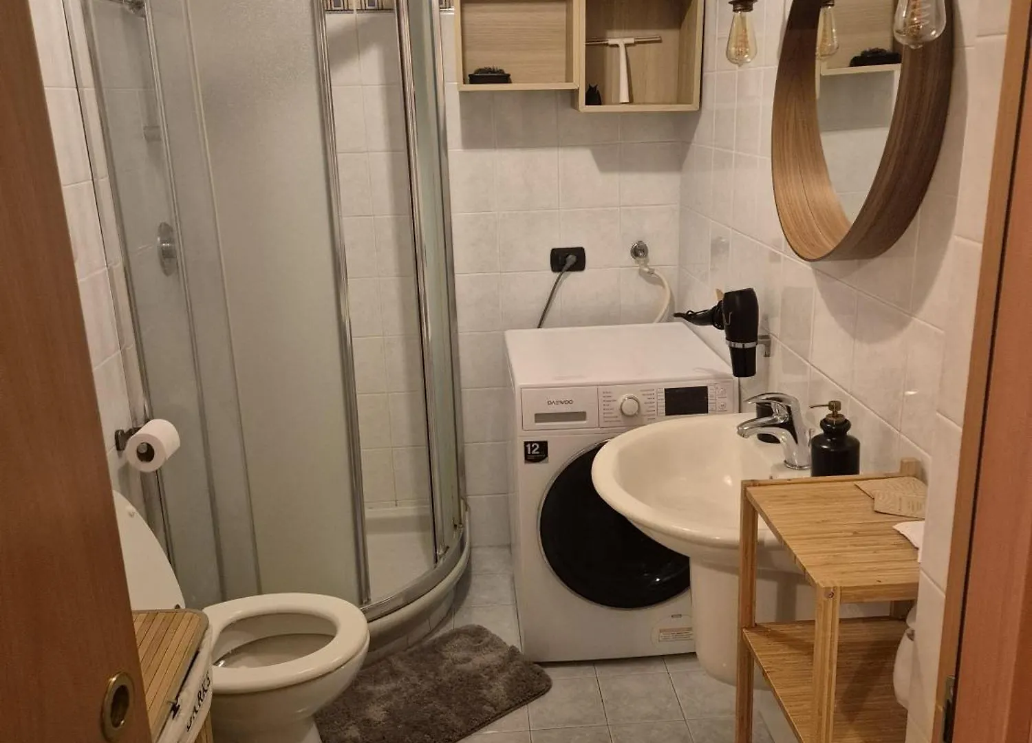 Apartment Rogoredo - 10 Min-Linate Airport 100 M From The Metro Milan