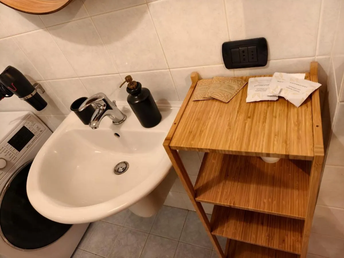Rogoredo - 10 Min-Linate Airport 100 M From The Metro Milan Apartment